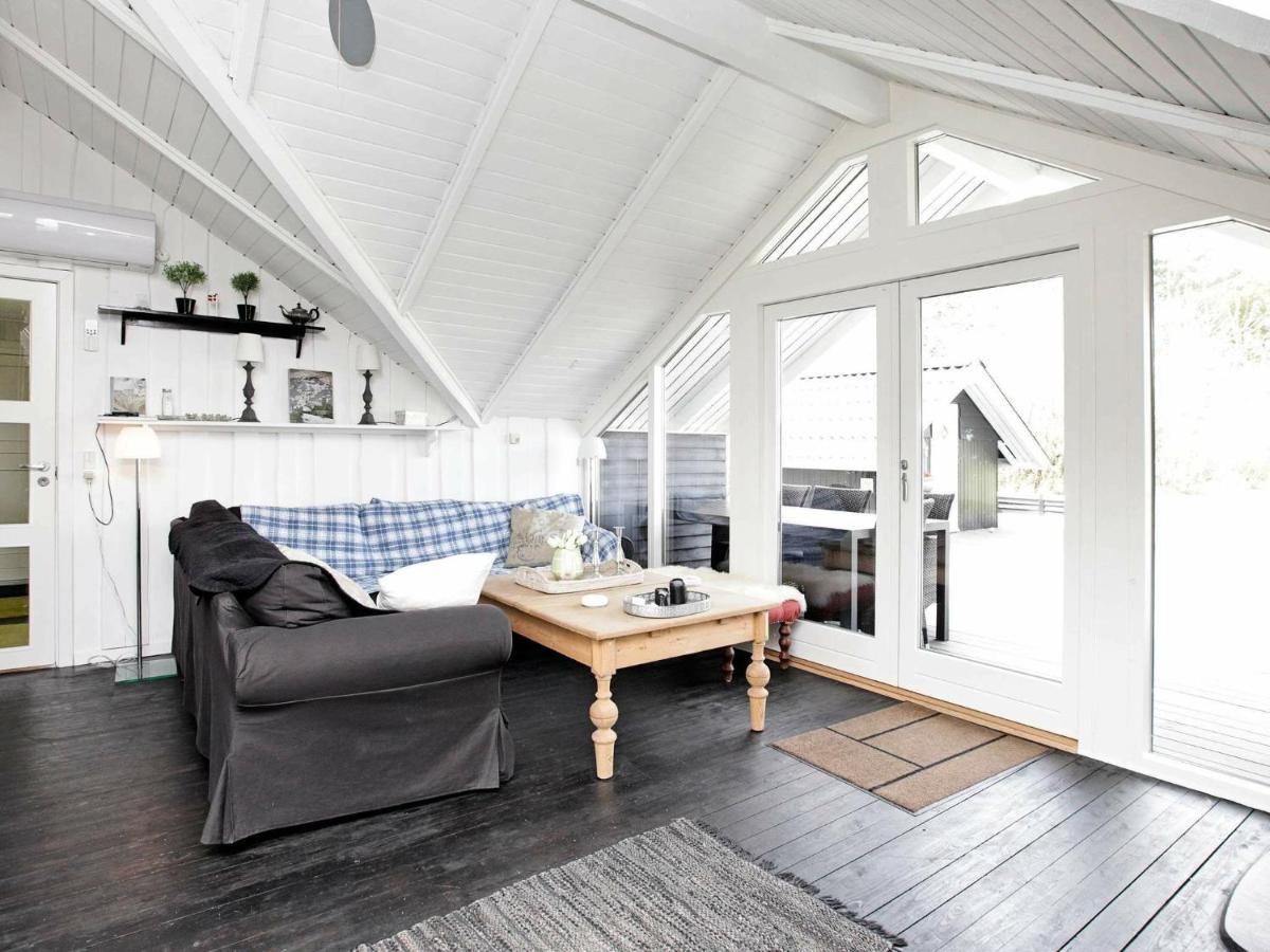 6 Person Holiday Home In Ansager 外观 照片